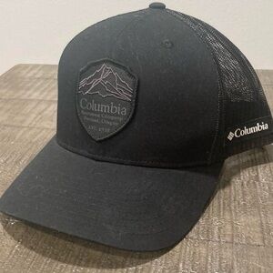 Columbia Sporting Company Black Adjustable Cap Trucker Hat